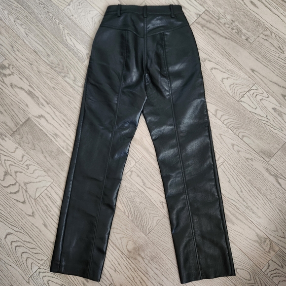 Aritzia Wilfred Rebel pant in black - Picture 6 of 6